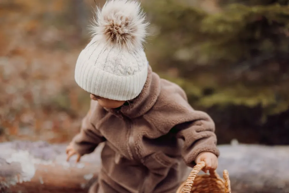 Metsola Päähineet Ja Huivit|Samanlaiset Asut Lapsen Kanssa>CABLE BEANIE -PALMIKKOPIPO, MERINOVILLA | CREAMY